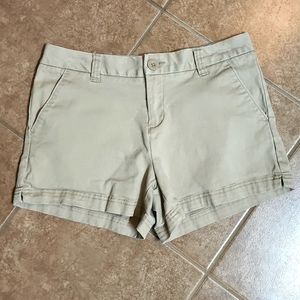 BCG khaki short